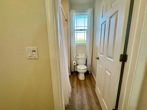 Bath - 9016 Ida St, Live Oak, CA 95953 photo 4 of 5