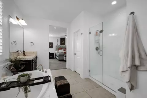 Entry Way - 1655 Cady Ln, Ripon, CA 95366 photo 9 of 9