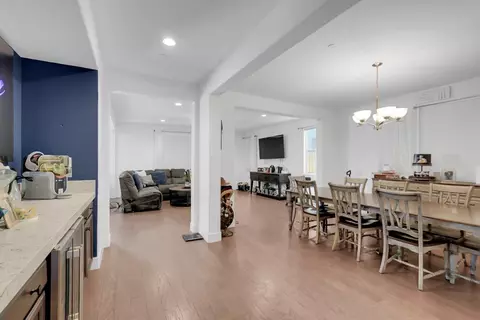 Entry Way - 1655 Cady Ln, Ripon, CA 95366 photo 2 of 9