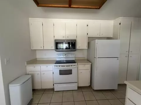 Kitchen - 2601 Temperate Ct, Modesto, CA 95358 photo 4 of 4
