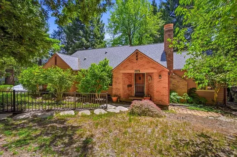 417 Chapel St, Grass Valley, CA 95945
