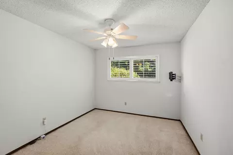 Bedroom - 2628 Turquoise Ct, Modesto, CA 95355 photo 5 of 6