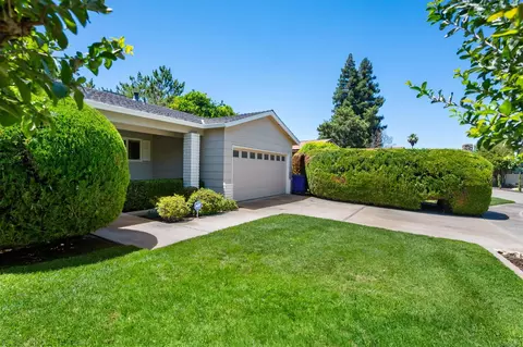 Exterior - 2628 Turquoise Ct, Modesto, CA 95355 photo 3 of 14