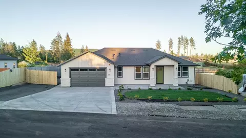 6092 Maxwood Dr, Paradise, CA 95969