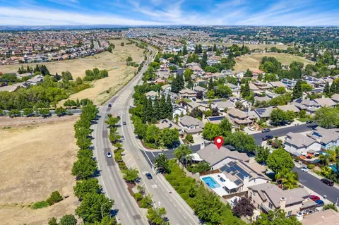 View/Area - 2085 Archer Cir, Rocklin, CA 95765 photo 12 of 14