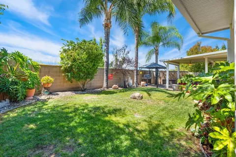 Exterior - 2085 Archer Cir, Rocklin, CA 95765 photo 9 of 11