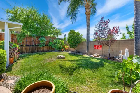 Exterior - 2085 Archer Cir, Rocklin, CA 95765 photo 8 of 11