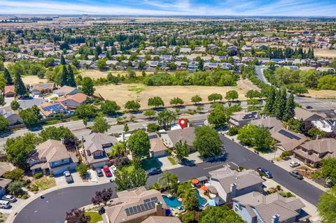 View/Area - 2085 Archer Cir, Rocklin, CA 95765 photo 6 of 14