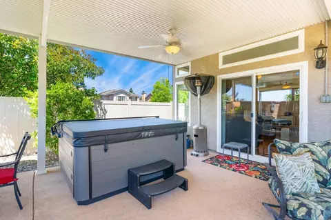Exterior - 2085 Archer Cir, Rocklin, CA 95765 photo 6 of 11