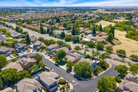 View/Area - 2085 Archer Cir, Rocklin, CA 95765 photo 7 of 14