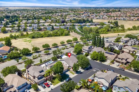 View/Area - 2085 Archer Cir, Rocklin, CA 95765 photo 4 of 14