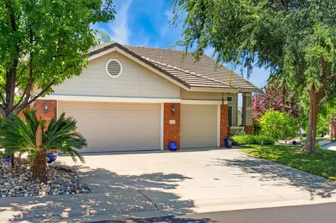 Exterior - 2085 Archer Cir, Rocklin, CA 95765 photo 3 of 11