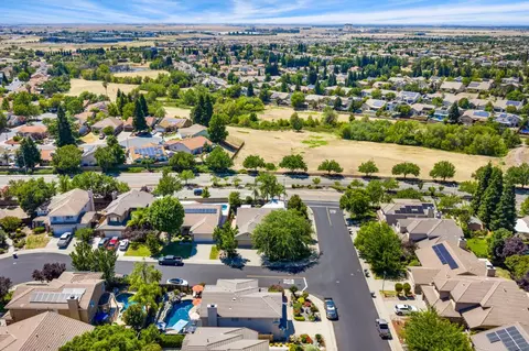 View/Area - 2085 Archer Cir, Rocklin, CA 95765 photo 1 of 14