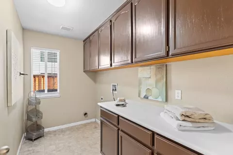 1555 Monterey Ct, Tracy, CA 95376 photo 24