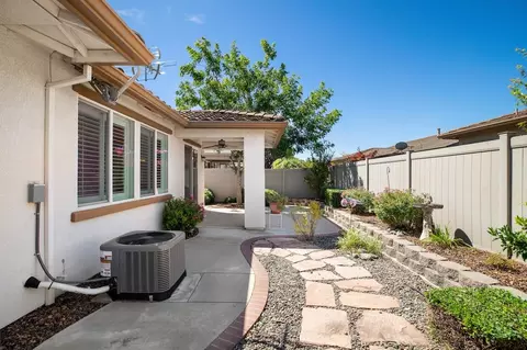 Exterior - 2507 Bellchase Dr, Manteca, CA 95336 photo 8 of 17