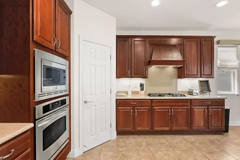 Kitchen - 2507 Bellchase Dr, Manteca, CA 95336 photo 2 of 3
