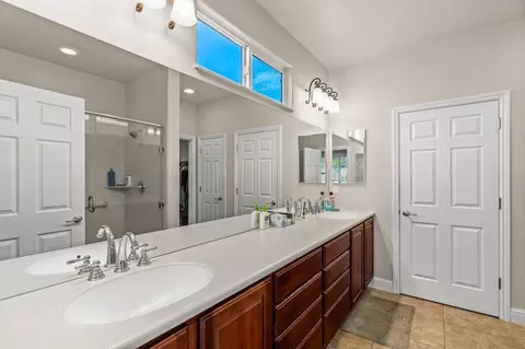 Bath - 2507 Bellchase Dr, Manteca, CA 95336 photo 1 of 3