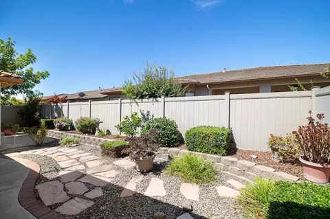 Exterior - 2507 Bellchase Dr, Manteca, CA 95336 photo 9 of 17