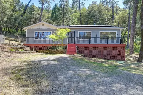 5758 Vacation Blvd, Somerset, CA 95684
