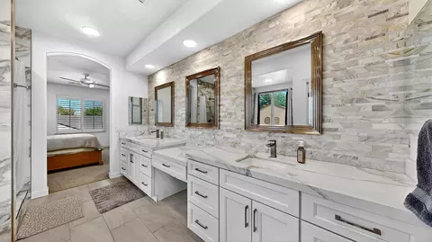 Bath - 1267 Casual Ln, Turlock, CA 95382 photo 6 of 7