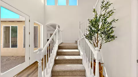 Entry Way - 1267 Casual Ln, Turlock, CA 95382 photo 4 of 8