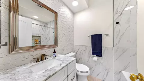 Bath - 1267 Casual Ln, Turlock, CA 95382 photo 7 of 7