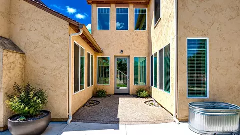 Exterior - 1267 Casual Ln, Turlock, CA 95382 photo 11 of 11