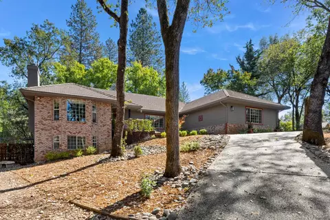 1080 Squirrel Creek Pl, Auburn, CA 95602