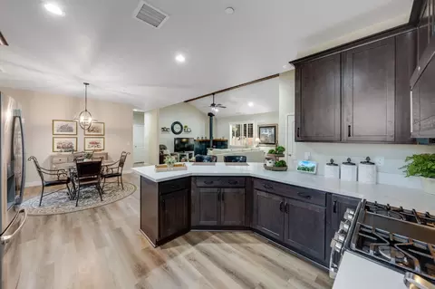Kitchen - 3884 Opal Trl, Pollock Pines, CA 95726 photo 3 of 5