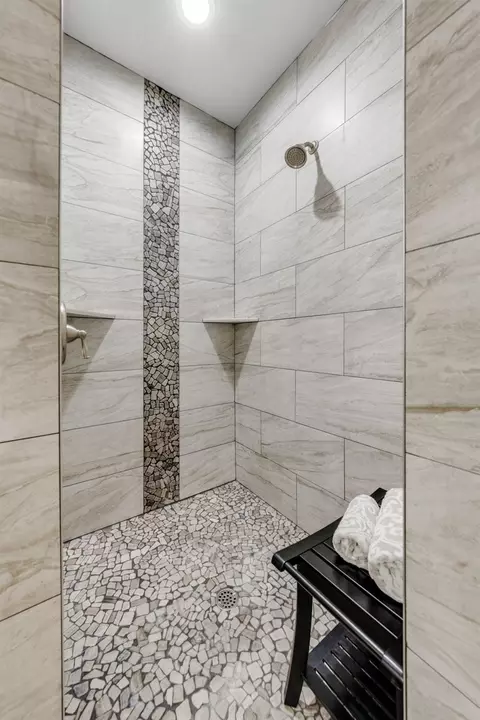 Bath - 3884 Opal Trl, Pollock Pines, CA 95726 photo 3 of 6