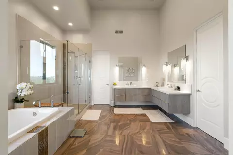 Bath - 4023 Cornwall Ct, Rocklin, CA 95677 photo 3 of 8