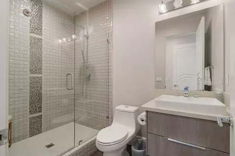 Bath - 4023 Cornwall Ct, Rocklin, CA 95677 photo 8 of 8