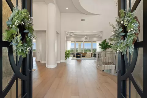 Entry Way - 4023 Cornwall Ct, Rocklin, CA 95677 photo 1 of 6