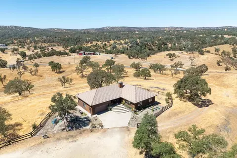 View/Area - 5072 Buckboard, Copperopolis, CA 95228 photo 6 of 9