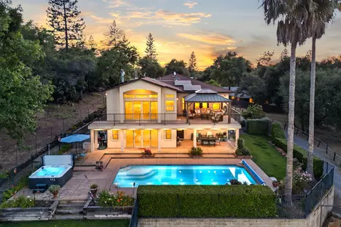 2881 Dos Vistas Dr, Shingle Springs, CA 95682