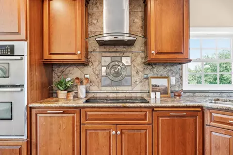Kitchen - 1244 Cold Springs Rd, Placerville, CA 95667 photo 4 of 4