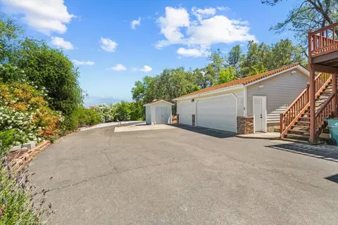 Exterior - 1244 Cold Springs Rd, Placerville, CA 95667 photo 8 of 10