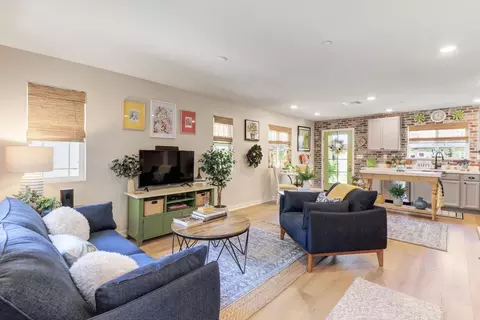 4344 White Ash Ln, Sacramento, CA 95834