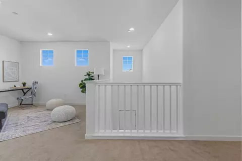 Entry Way - 17516 Gemini Ct, Lathrop, CA 95330 photo 12 of 14