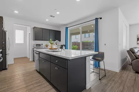 Kitchen - 17516 Gemini Ct, Lathrop, CA 95330 photo 1 of 7