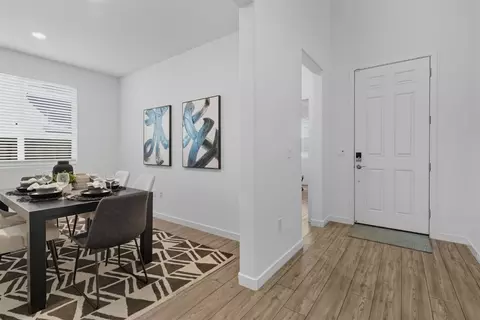 Entry Way - 17516 Gemini Ct, Lathrop, CA 95330 photo 2 of 14