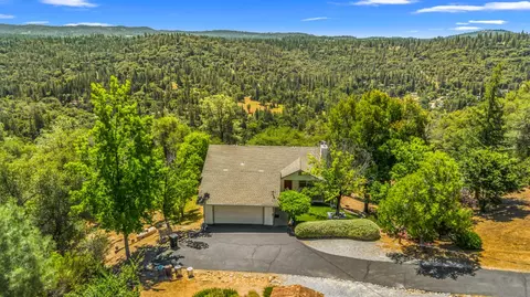 5045 Free Fox Ln, Placerville, CA 95667
