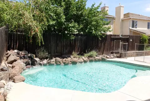 Exterior - 3304 Cardinal Flower Ave, Modesto, CA 95355 photo 5 of 8