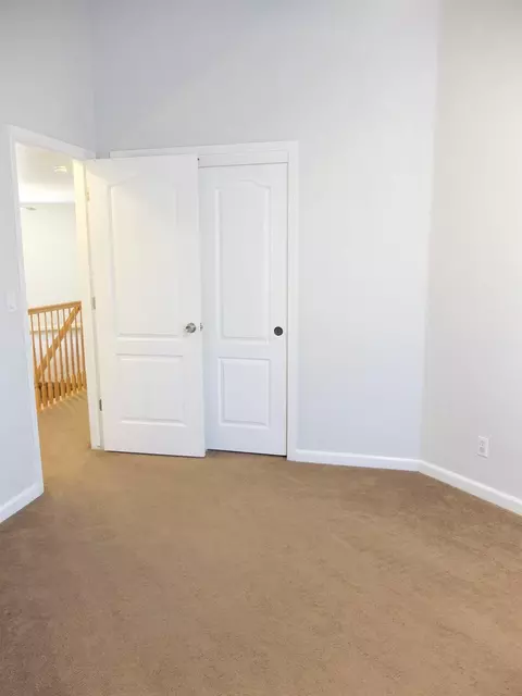 Bedroom - 3304 Cardinal Flower Ave, Modesto, CA 95355 photo 2 of 7