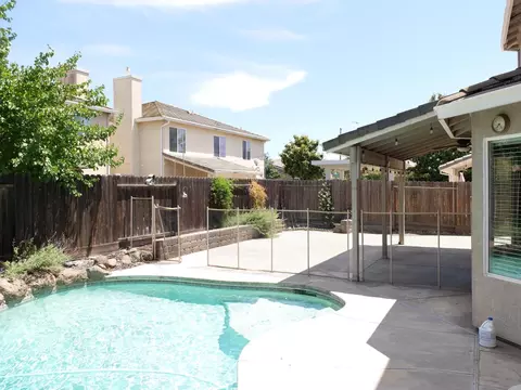 Exterior - 3304 Cardinal Flower Ave, Modesto, CA 95355 photo 7 of 8