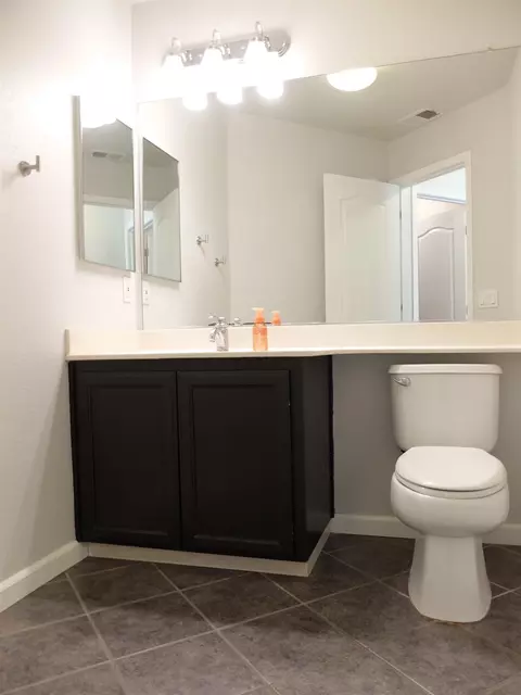 Bath - 3304 Cardinal Flower Ave, Modesto, CA 95355 photo 1 of 7