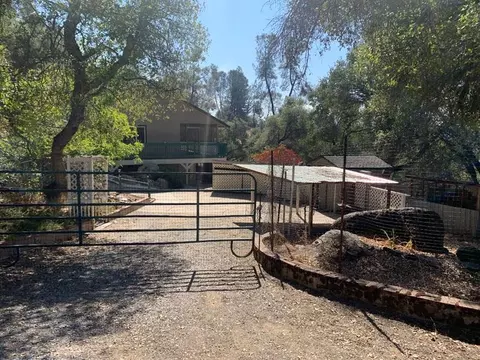 Exterior - 3361 Almosta Rd, Placerville, CA 95667 photo 3 of 6