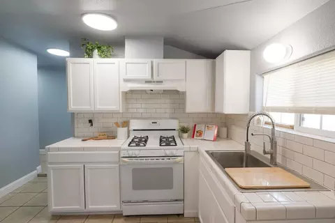Kitchen - 118 Mcgregor, Merced, CA 95341 photo 1 of 2