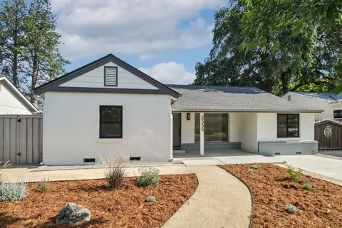 2335 Hooke Way, Sacramento, CA 95822