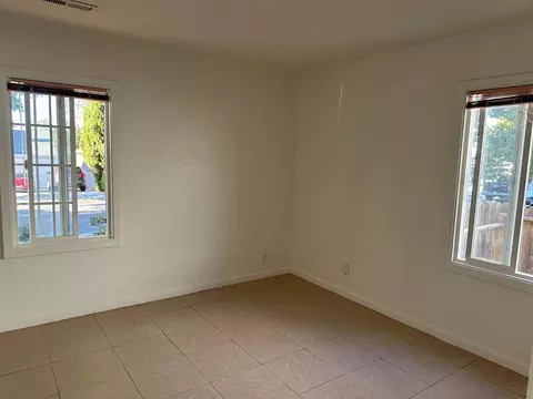 175 Mae Ave, Pittsburg, CA 94565 photo 2